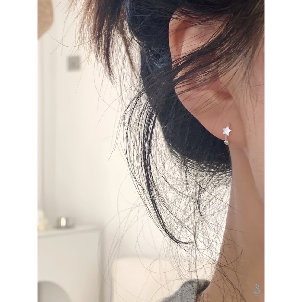 SUMMER 銀飾💫［999足銀］<小幸運星> 迷你貼耳耳環 純銀耳環 星星耳環 純銀飾品-細節圖7
