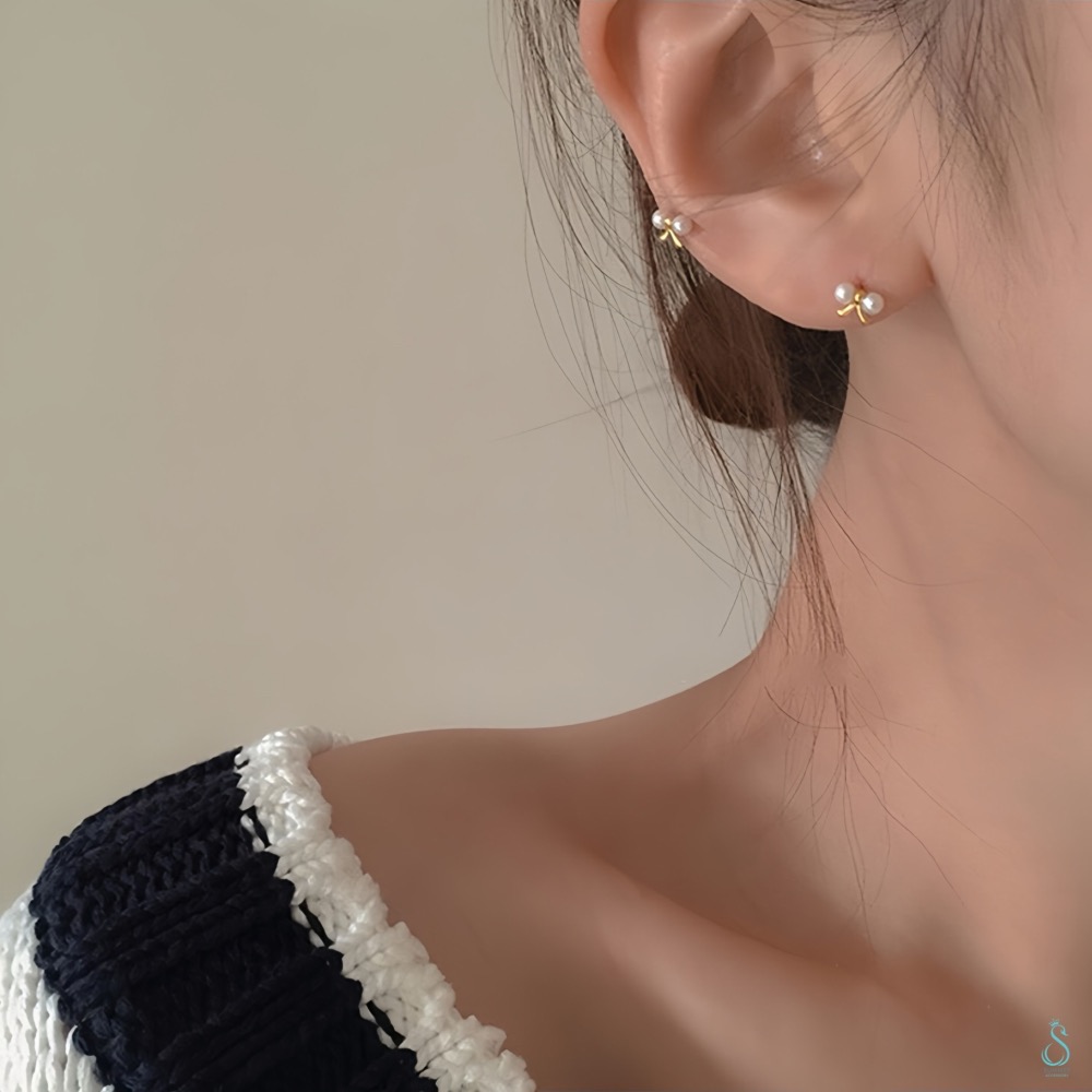 SUMMER韓 銀飾💫［925純銀］<悄悄心動>韓系蝴蝶結珍珠耳環 純銀耳環 純銀飾品-細節圖5