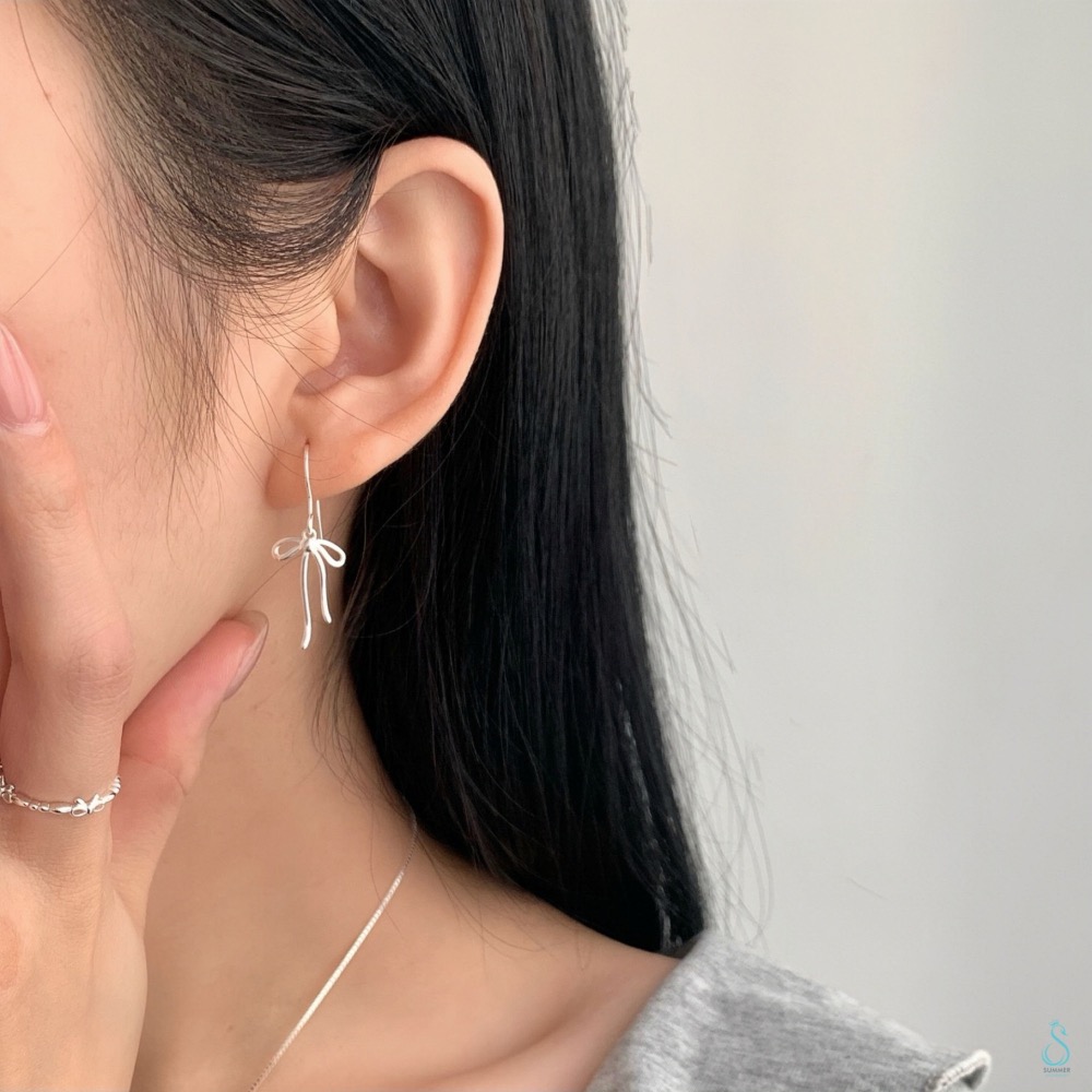 SUMMER 銀飾💫［925純銀］<流線蝴蝶結>耳勾耳環 純銀耳環 純銀飾品-細節圖9