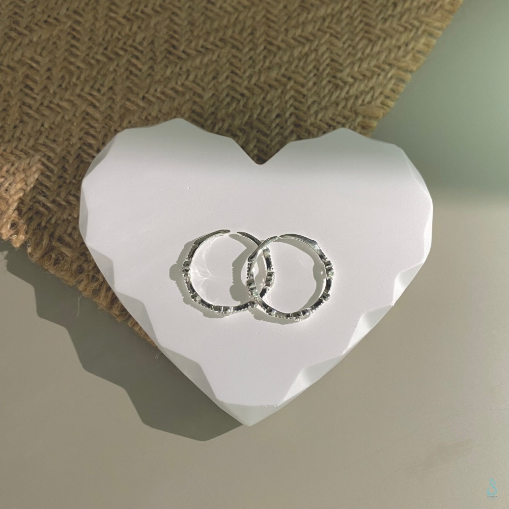 SUMMER 銀飾💫［925純銀］<編織的心願>極細線戒 愛心戒指 純銀戒指 純銀飾品-細節圖9