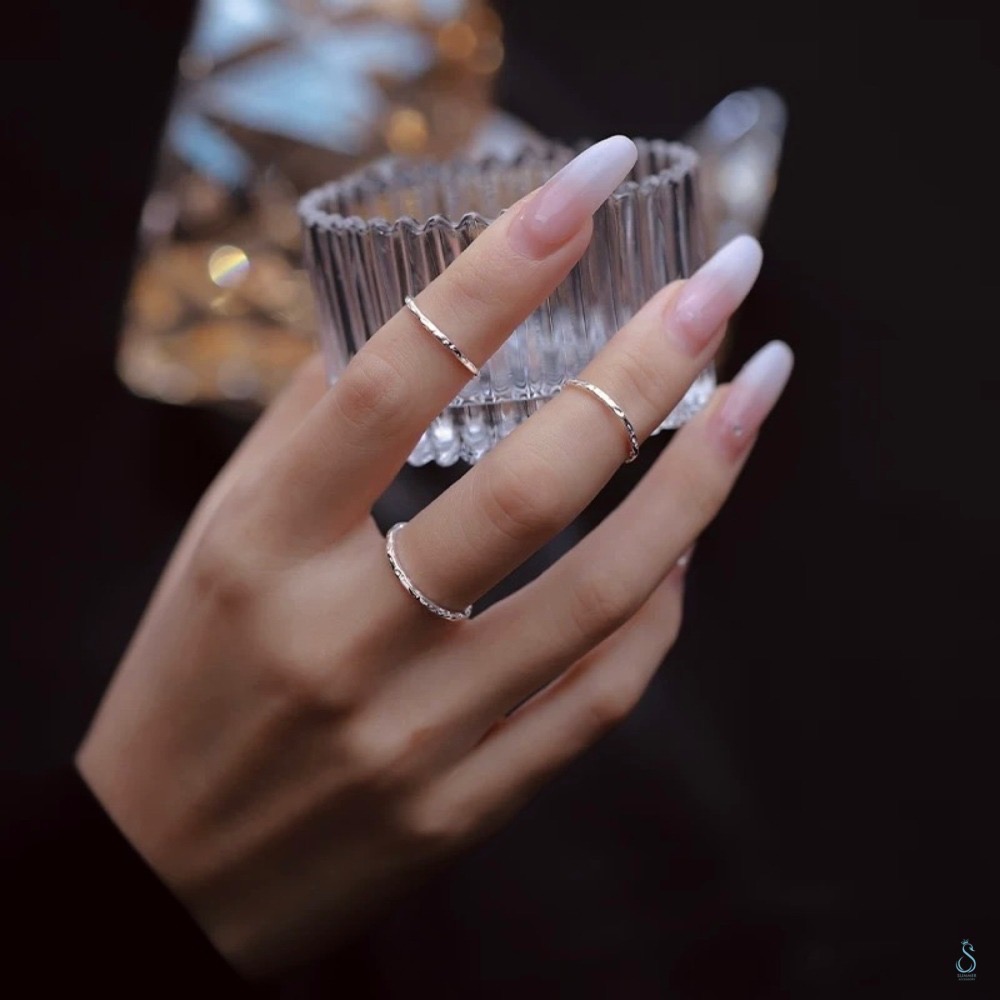 SUMMER 銀飾💫［925純銀］<微光印記>純銀戒 線戒 細戒 尾戒 可佩戴洗澡睡覺 多尺寸純銀戒指 純銀飾品-細節圖4