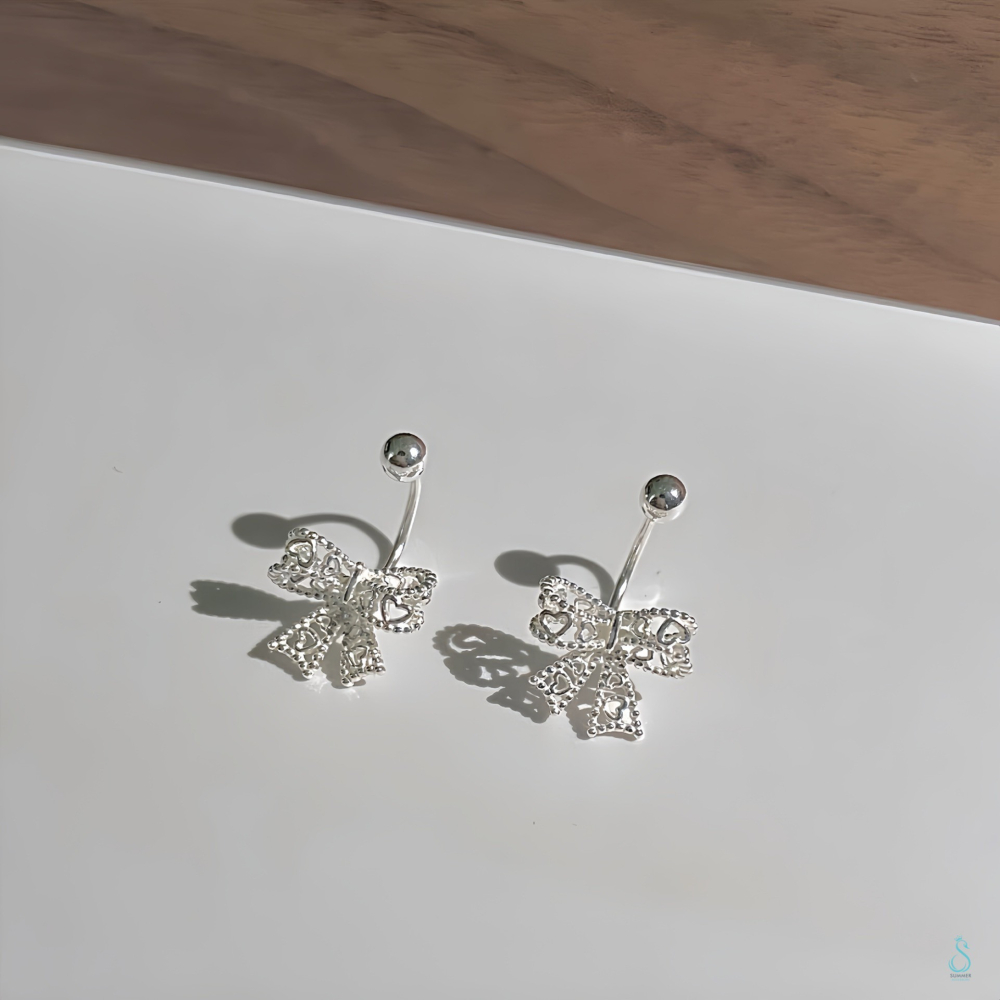 SUMMER 銀飾💫［999足銀］<心悅蝴蝶結>耳環 鎖珠式耳環 C型純銀耳環 蝴蝶結耳環 純銀飾品-細節圖3