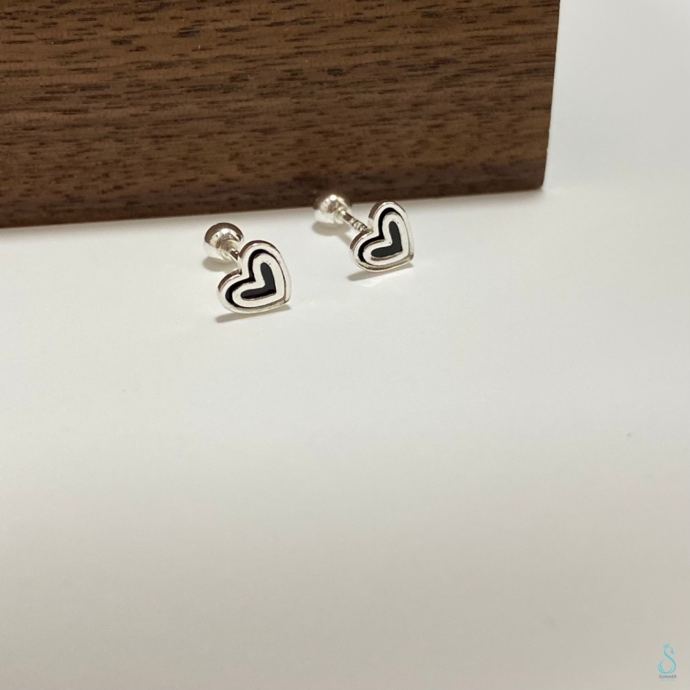 SUMMER 銀飾💫［999足銀］<黑白戀曲>愛心轉珠耳環 養耳不過敏 耳蝸耳環 鎖珠式耳環 純銀耳環 銀飾品-細節圖9