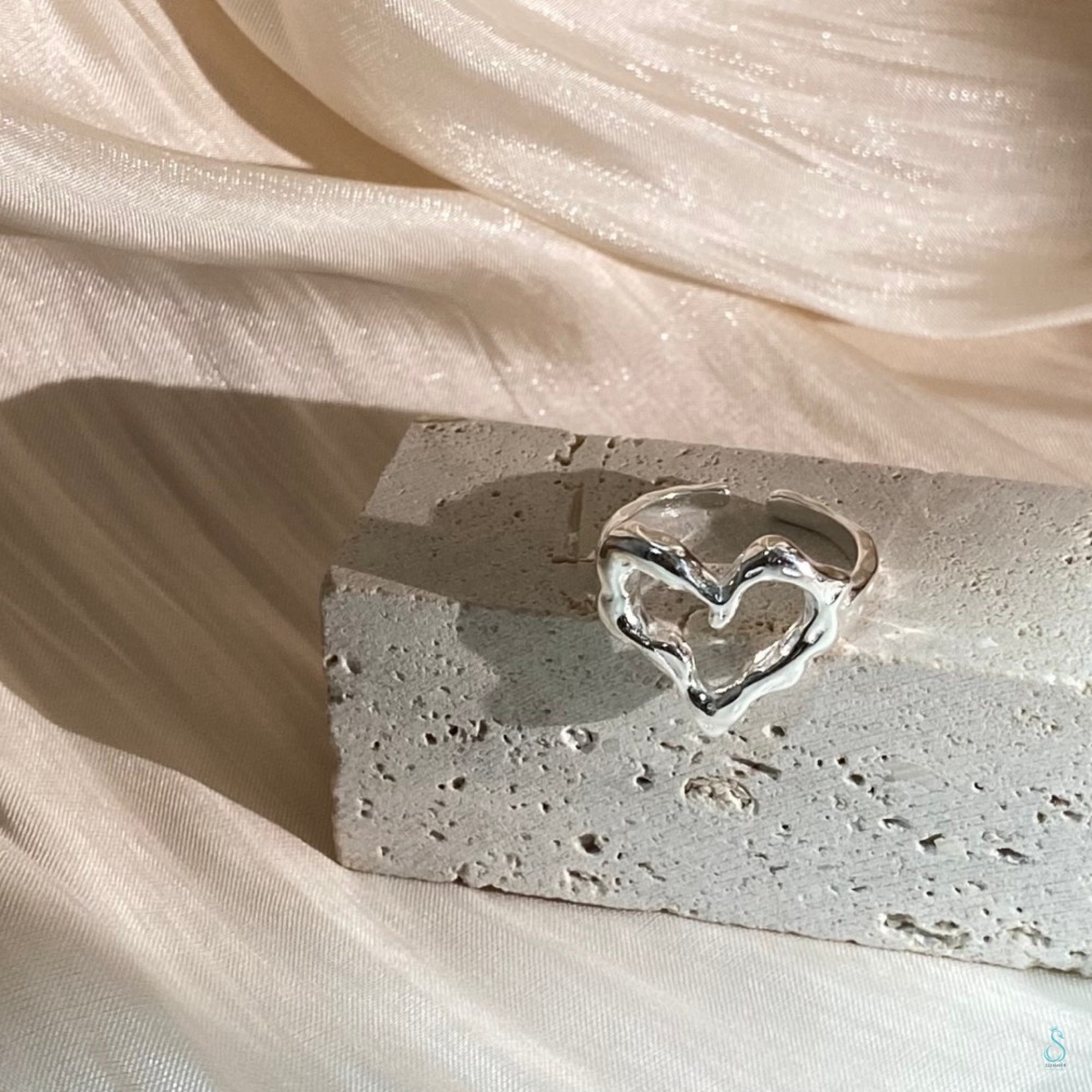 SUMMER韓 銀飾💫［925純銀］手作感<熔岩愛心戒>純銀戒指 心型戒 純銀飾品-細節圖6