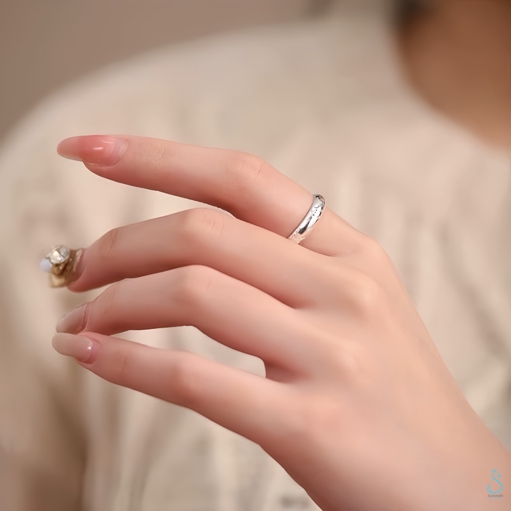 SUMMER 銀飾💫［S999足銀］六字箴言百福戒 男女可戴 吉祥 祈福 護身 保平安 純銀戒指 情侶對戒 純銀飾品-細節圖5