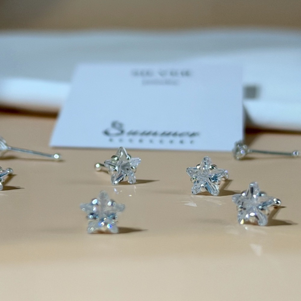 SUMMER 銀飾💫［999足銀］爆閃星鑽 免耳堵輕鬆秒戴 洗澡睡覺不用摘（一對優惠價）養耳棒不過敏 純銀耳環-細節圖6