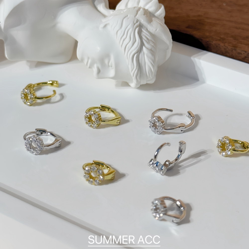 SUMMER韓 銀飾💫［925純銀］排鑽小圓扣✨閃亮鑽圈圈 純銀耳環 耳骨環 迷你貼耳 耳扣耳環 正韓 圈圈耳環-細節圖8