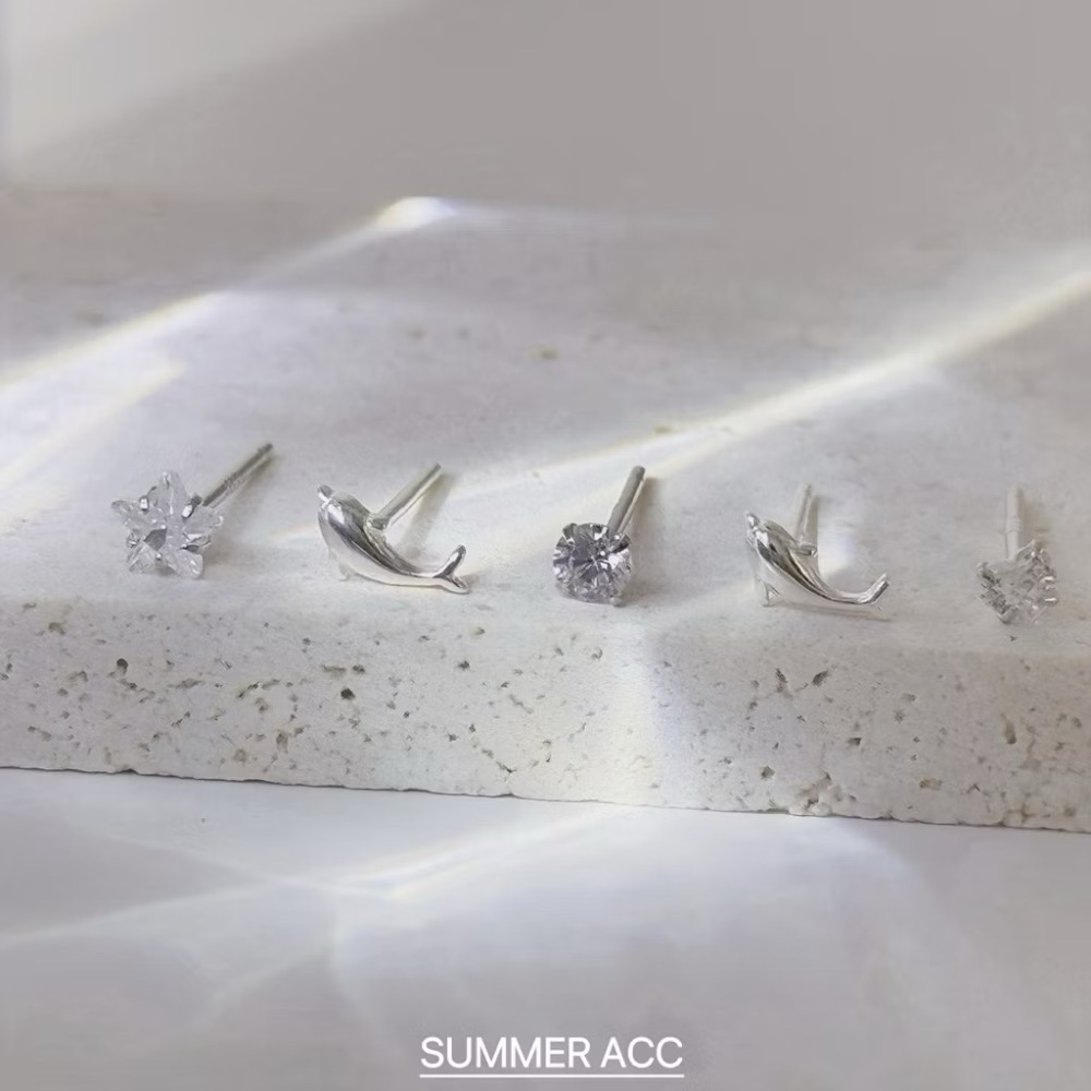 SUMMER 銀飾💫［925純銀］🐬夢幻海豚閃鑽耳環 愛心 星星 圓鑽純銀耳環 迷你耳環 純銀飾品-細節圖5