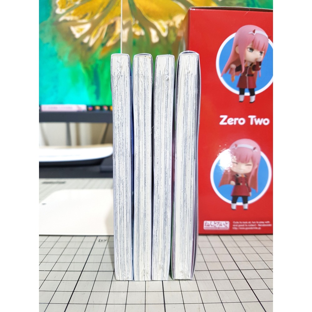 [長夜]免運 現貨 全首刷 小美老師如是說 1、2、3、4、5、6、7、8 首刷限定版「奶以忘記」書籤 書衣 鹿成徳策-細節圖5