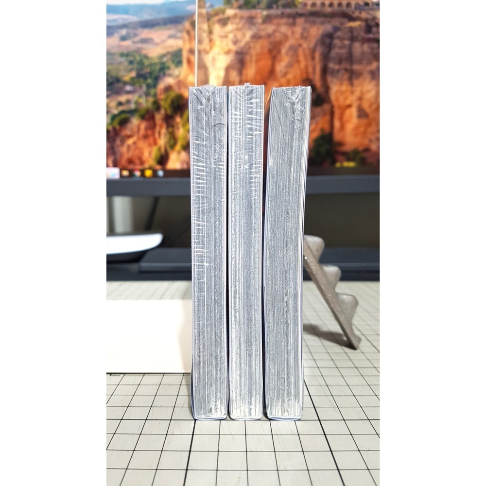 [長夜餘火]免運 現貨24小時出貨 烙印勇士 40、41、42 首刷限定版 裱銀海報卡 三浦建太郎 森恒二 東立 全新-細節圖4