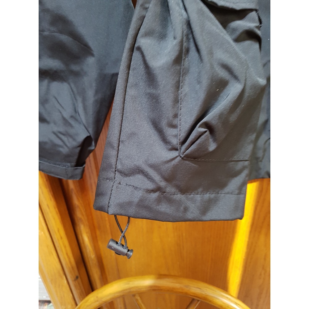 [長夜餘火]免運 現貨24小時出貨 XIANZAI 連帽外套 衝鋒外套 防風外套 夾克 黑色 XL 全新-細節圖9