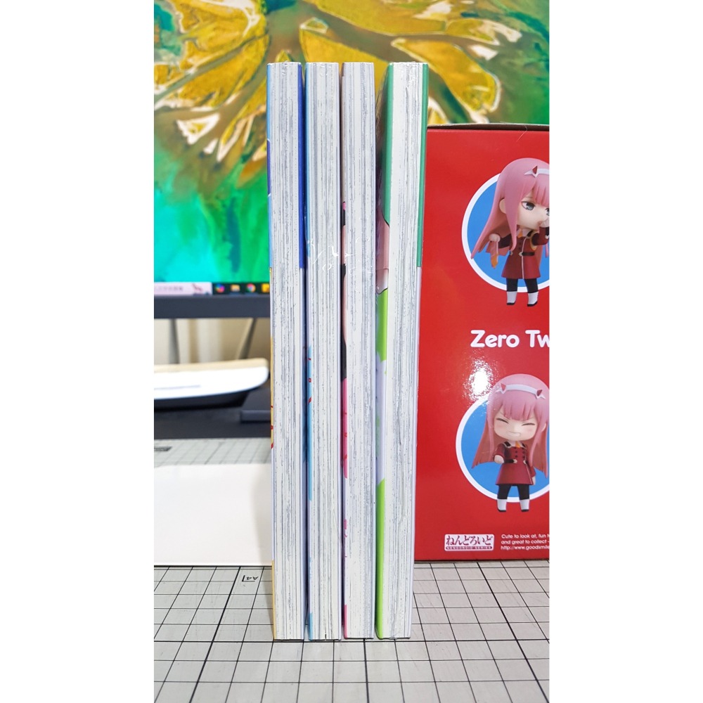 [長夜餘火]免運 現貨 全首刷 小美老師如是說 1~8 首刷限定版「奶以忘記」書籤 雙面書衣 鹿成徳策 無敵蘇打 東立-細節圖6