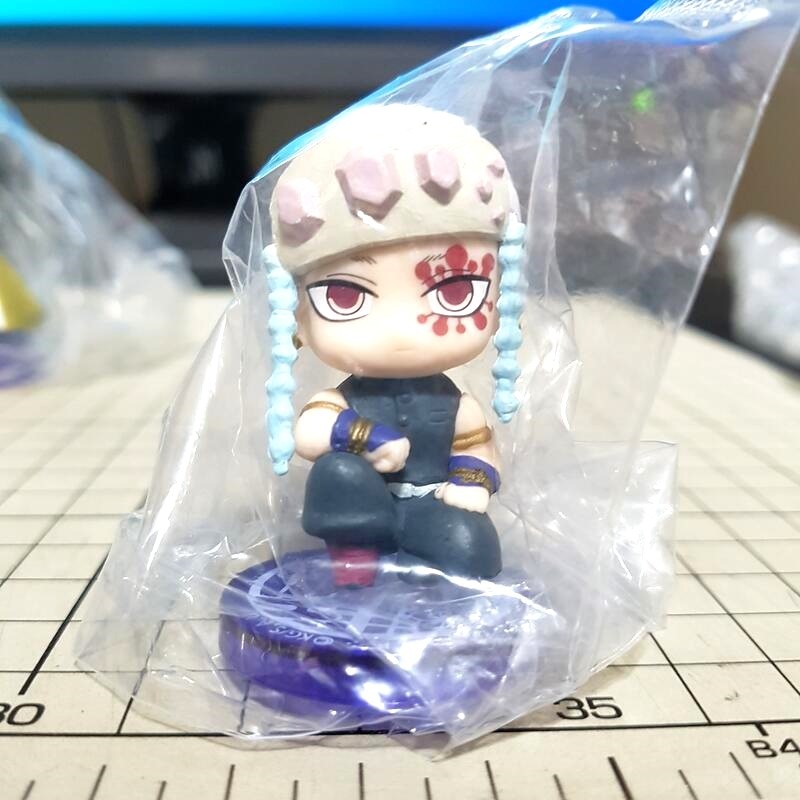 [長夜餘火]免運 現貨 BANDAI 鬼滅之刃 坐姿 P5 第五彈 柱合會議 炎柱、水柱、音柱、戀柱、主公 全套五款-細節圖5