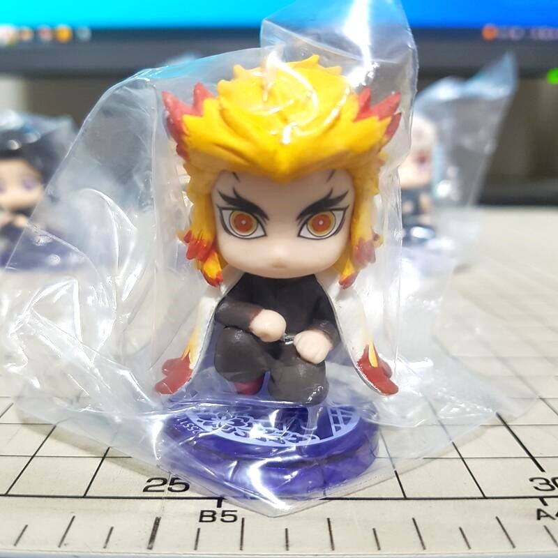 [長夜餘火]免運 現貨 BANDAI 鬼滅之刃 坐姿 P5 第五彈 柱合會議 炎柱、水柱、音柱、戀柱、主公 全套五款-細節圖6