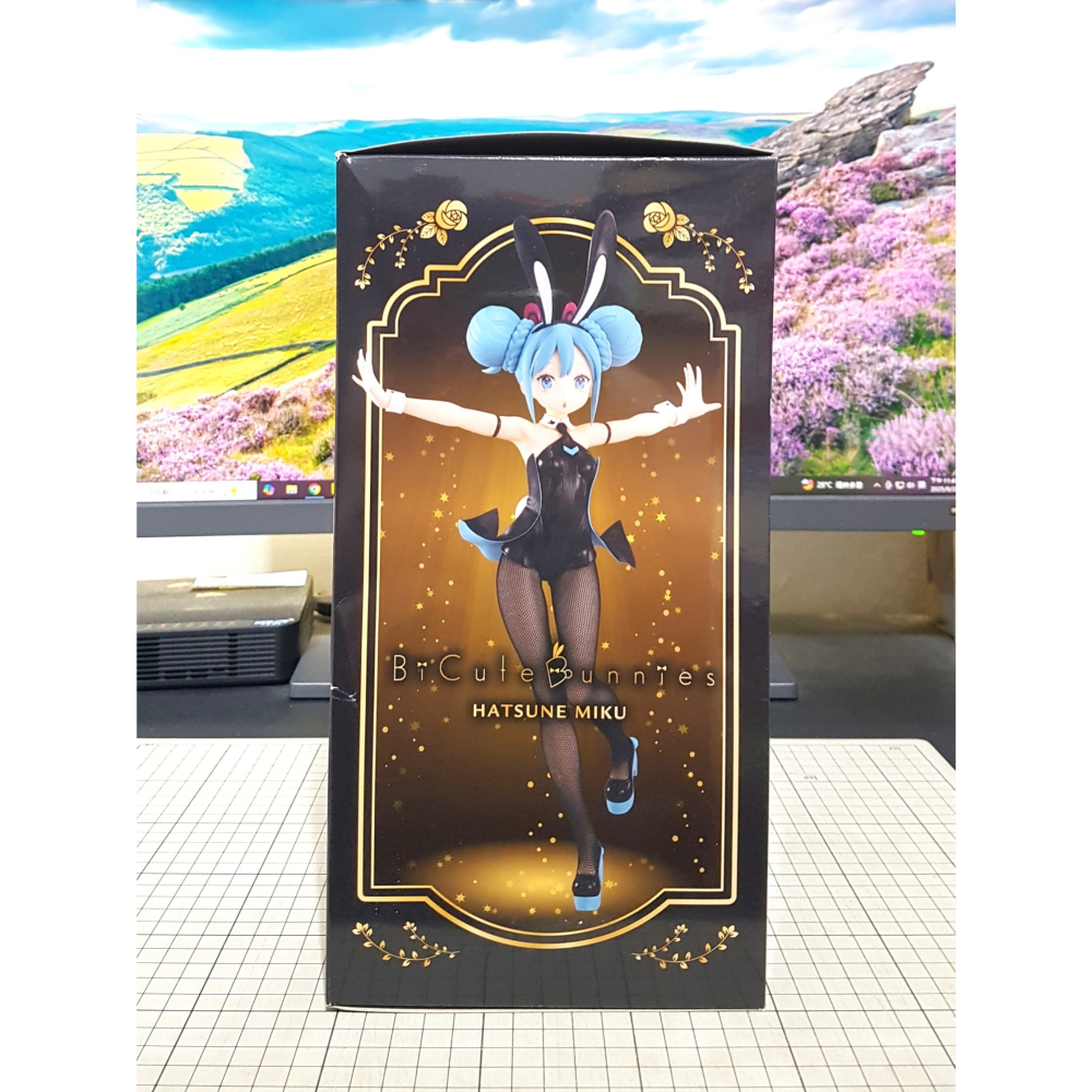 [長夜餘火]免運 現貨24小時出貨 FuRyu 初音未來 BiCute Bunnies 兔女郎 黑Ver 代理版 已拆封-細節圖2