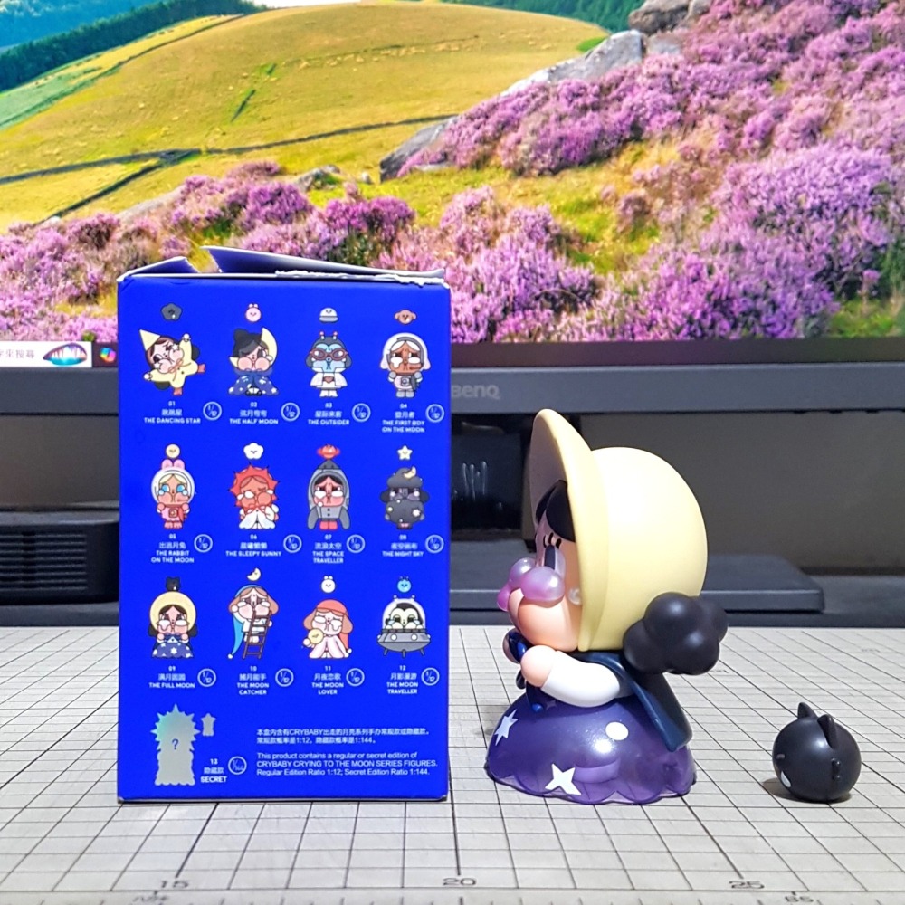 [長夜餘火]免運 現貨24小時出貨 POP MART CRYBABY 泡泡瑪特 滿月圓圓 出走的月亮系列 已拆封-細節圖3