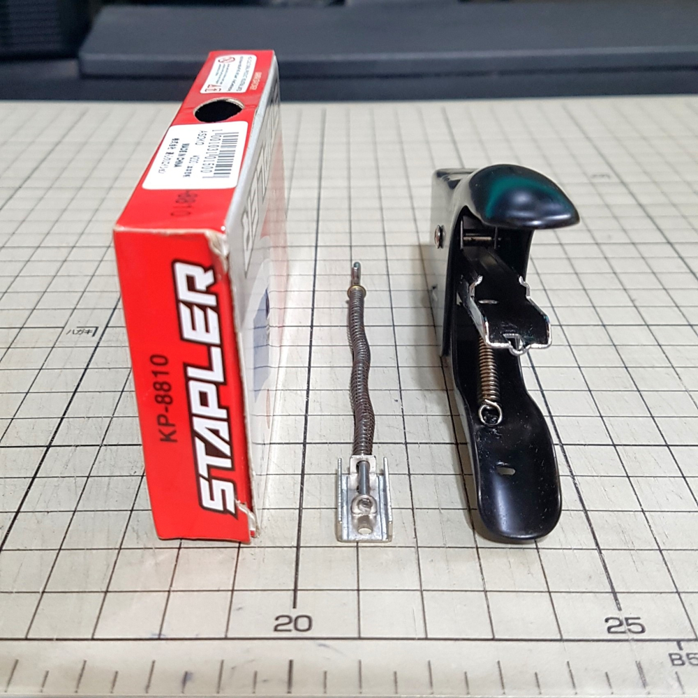 [長夜餘火]免運 現貨24小時出貨 KAIPAI STAPLER 釘書機 黑色 全新 些許鏽斑 刮傷-細節圖5