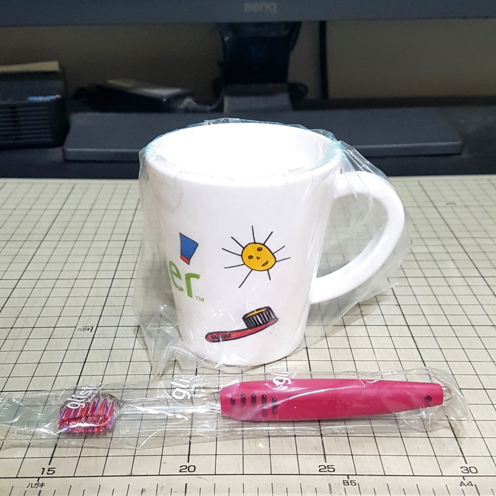 [長夜餘火]免運 現貨24小時出貨 Amway安麗 glister 兒童漱口杯 牙刷 全新-細節圖3