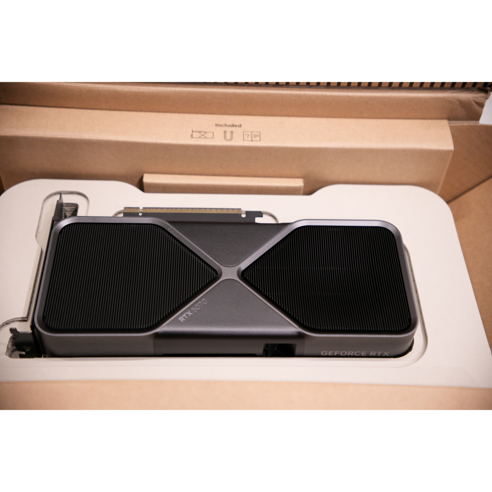 RTX 5070 Founders Edition 創始版-細節圖2