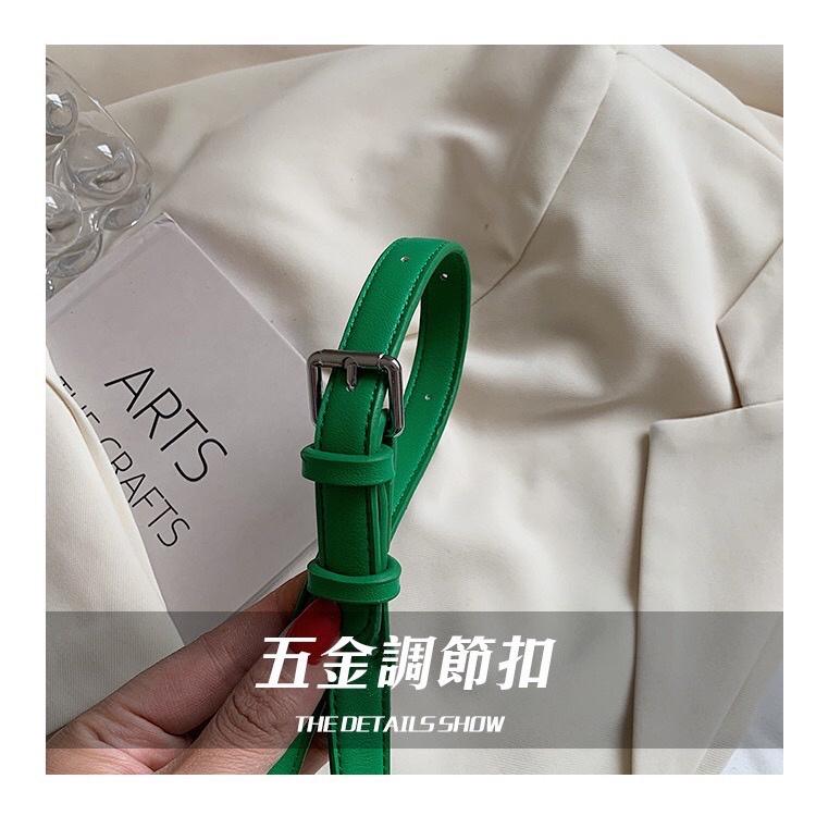 [現貨在台] 抽繩束口軟皮革手機包 肩背包 隨身包 縮口包 4色 附贈防塵袋-細節圖8