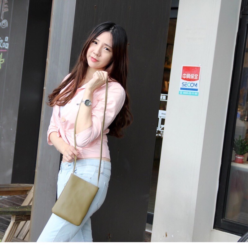 文青皮革手機包 手機包 斜背包 小廢包 肩背包 側背包 手機袋 8色可選 贈送原廠包包防塵袋-細節圖2