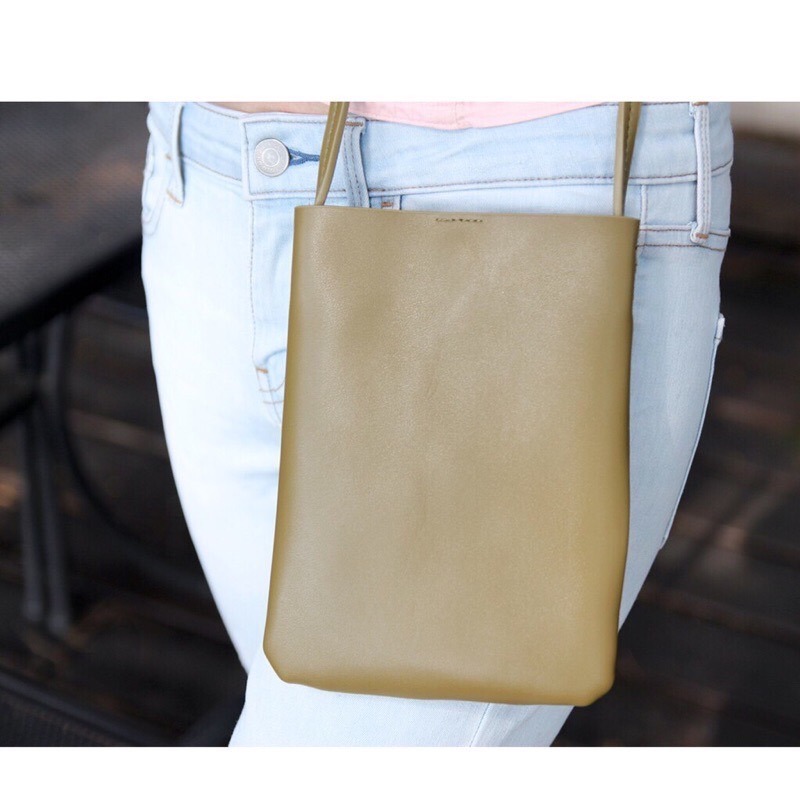 文青皮革手機包 手機包 斜背包 小廢包 肩背包 側背包 手機袋 8色可選 贈送原廠包包防塵袋-細節圖5