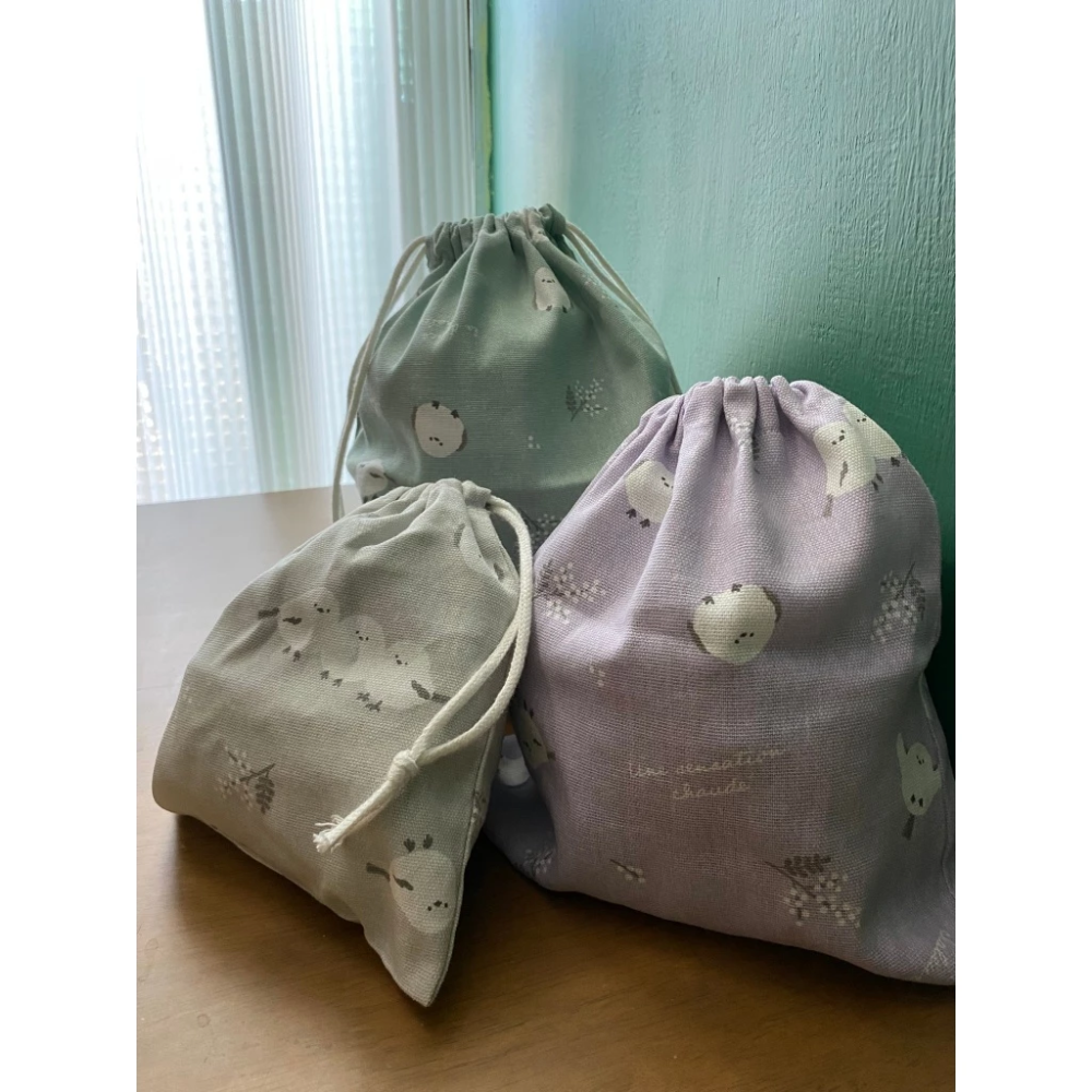 可愛 山雀 束口袋 午餐袋 旅行 收納 長尾山雀 三色 萬用袋 洗衣機可水洗 / 現貨在台 日本帶回-細節圖2