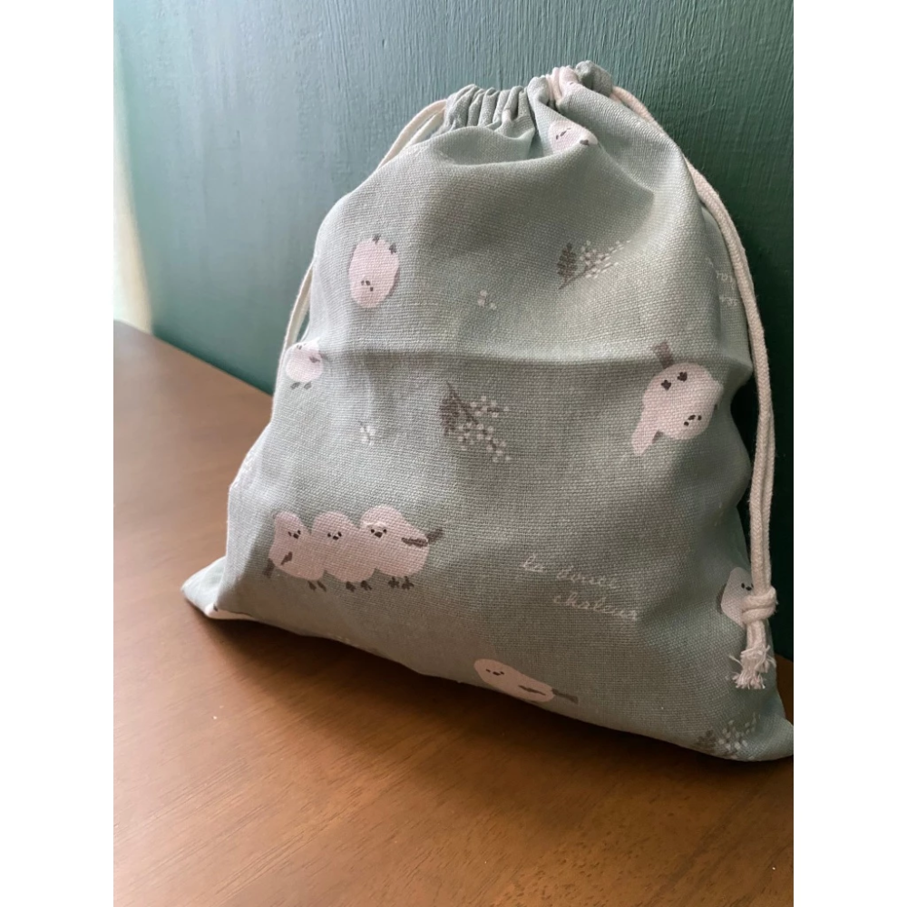 可愛 山雀 束口袋 午餐袋 旅行 收納 長尾山雀 三色 萬用袋 洗衣機可水洗 / 現貨在台 日本帶回-細節圖5