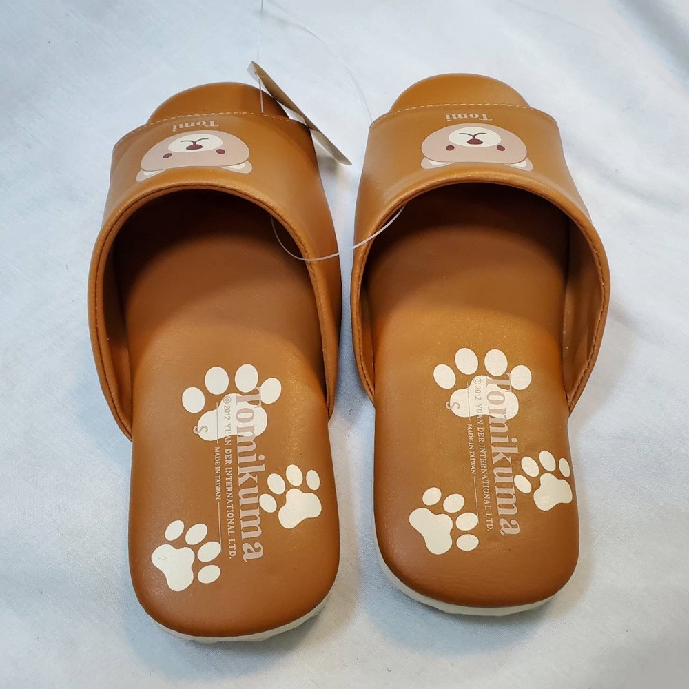 佳冠附發票~咖Tomikuma台灣製  Tomi小熊皮革拖鞋氣墊拖鞋 男女室內拖鞋 情侶鞋靜音拖鞋 狗腳印拖鞋熊掌拖鞋-細節圖4