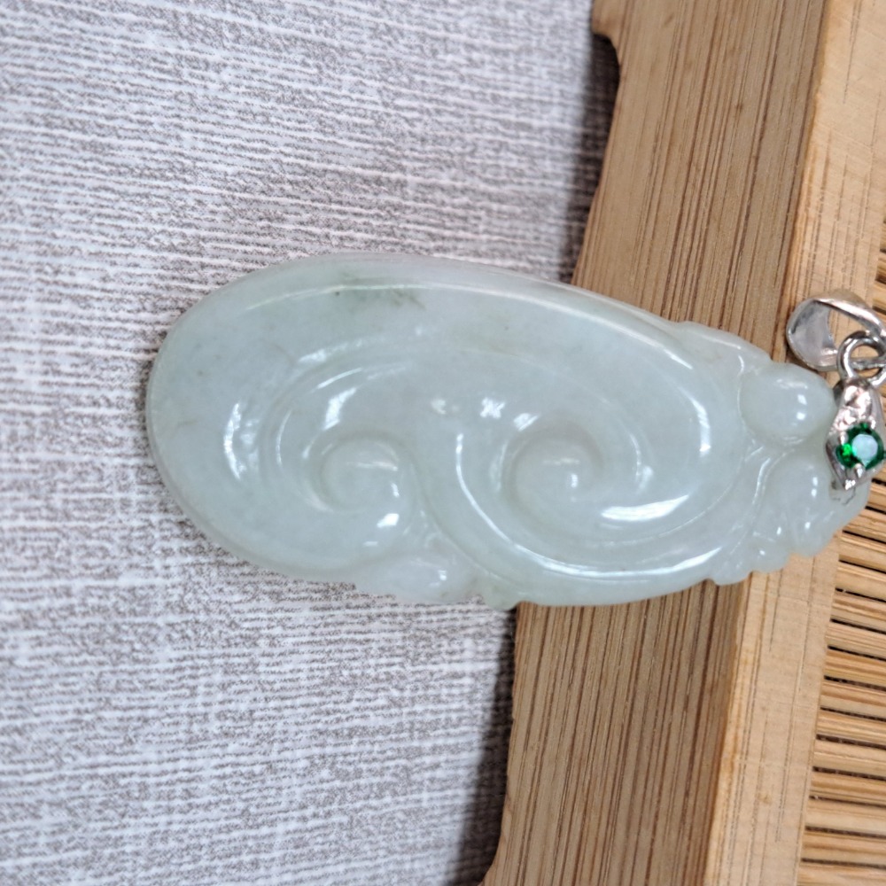 逸品軒～天然緬甸玉A貨-Z5886-如意墜子 長40.8mm寬19.7mm厚5.8mm 💰特價500元 🌿人們將其比-細節圖4