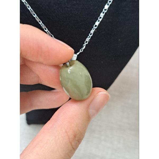 天然緬甸玉A貨-Z4190-路路通墜子直徑16.1mm厚13mm孔徑4mm💰特價320元🌸925銀台-細節圖2