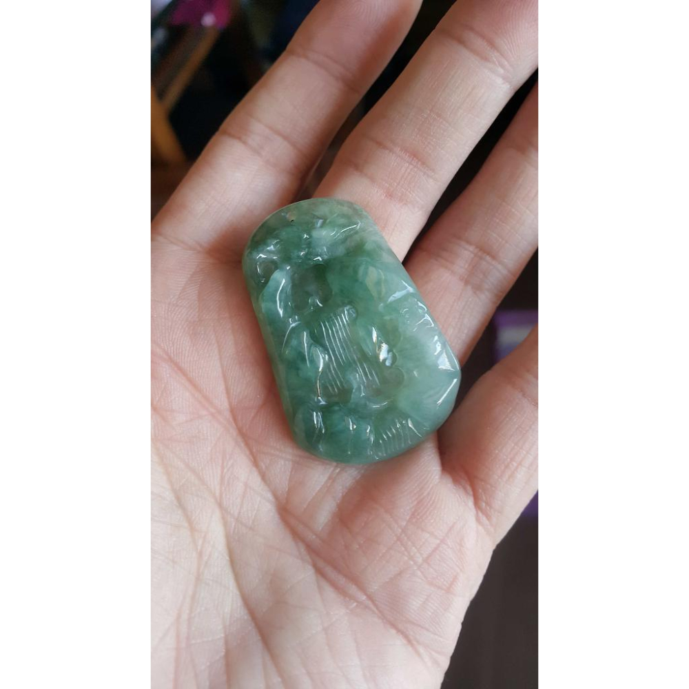 逸品軒~天然緬甸玉A貨-R1825-冰細糯山水貴人墜子 長46mm寬30.4mm厚5.5mm 無摳無紋無裂、種水好、質地-細節圖5