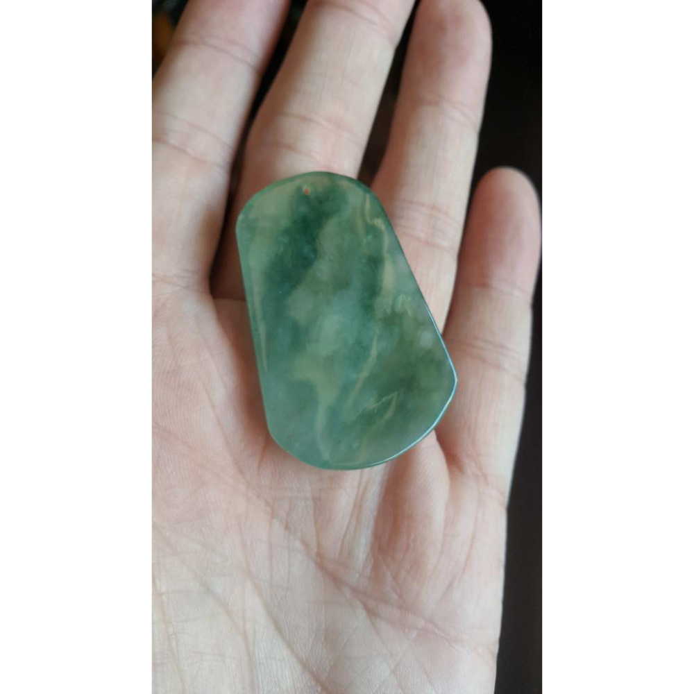 逸品軒~天然緬甸玉A貨-R1825-冰細糯山水貴人墜子 長46mm寬30.4mm厚5.5mm 無摳無紋無裂、種水好、質地-細節圖6