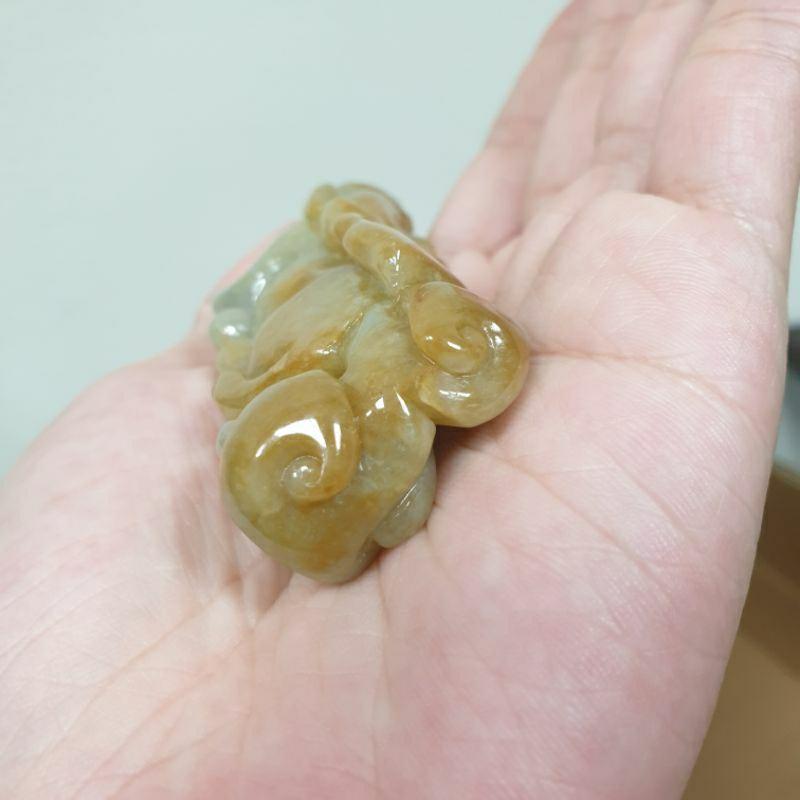 天然緬甸玉A貨-O0352-黃翡貔貅小擺件/手把件長73.5mm寬18mm厚27mm💰特價2500元-細節圖4