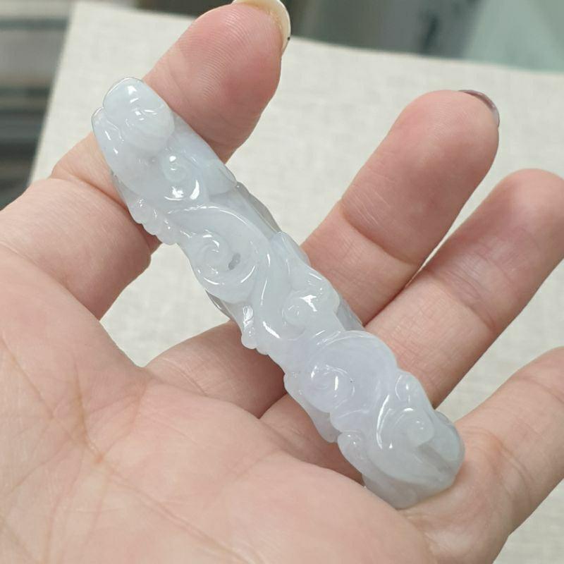 天然緬甸玉A貨-O0339-冰糯飄淡藍色望子成龍小擺件長63.9mm寬24.6mm厚13.1mm💰優惠價2680元-細節圖3