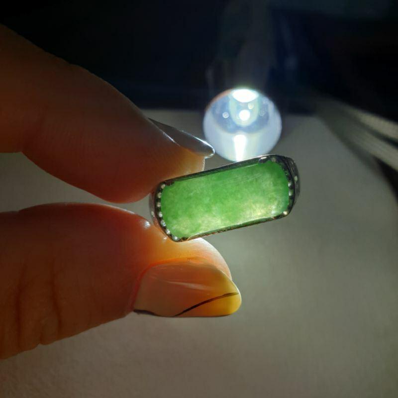 天然緬甸玉A貨-J0219-冰糯綠馬鞍戒925銀戒指長15.5mm寬6.5mm💰優惠價3000元• 可調式戒圍-細節圖6