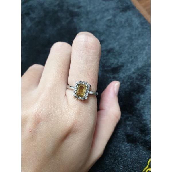 黃水晶戒指-J0065-長約6.8mm
寬約4.7mm
💰特價499元
🌟925銀戒，活動戒圍。-細節圖2