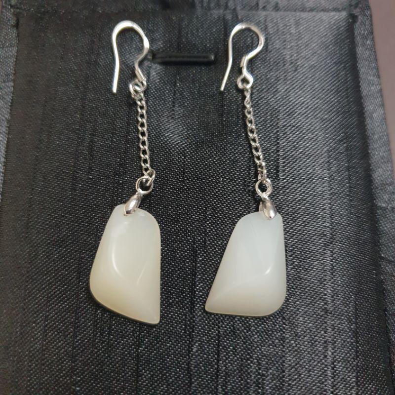 天然和田玉随形耳飾-E0017-主石:長20.8mm寬12.2mm厚8.3mm💰特價999元
🔸️925銀耳勾-細節圖3