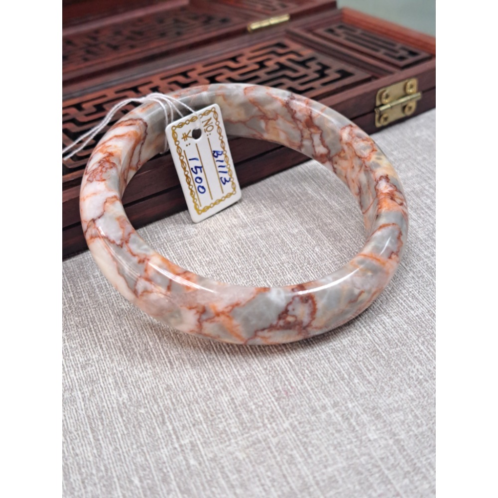 逸品軒~硃砂手鐲-B1113-  寬14.6mm厚8.4mm內徑57.1mm約18.1圍  💰特價1500元 鐲邊有點-細節圖2