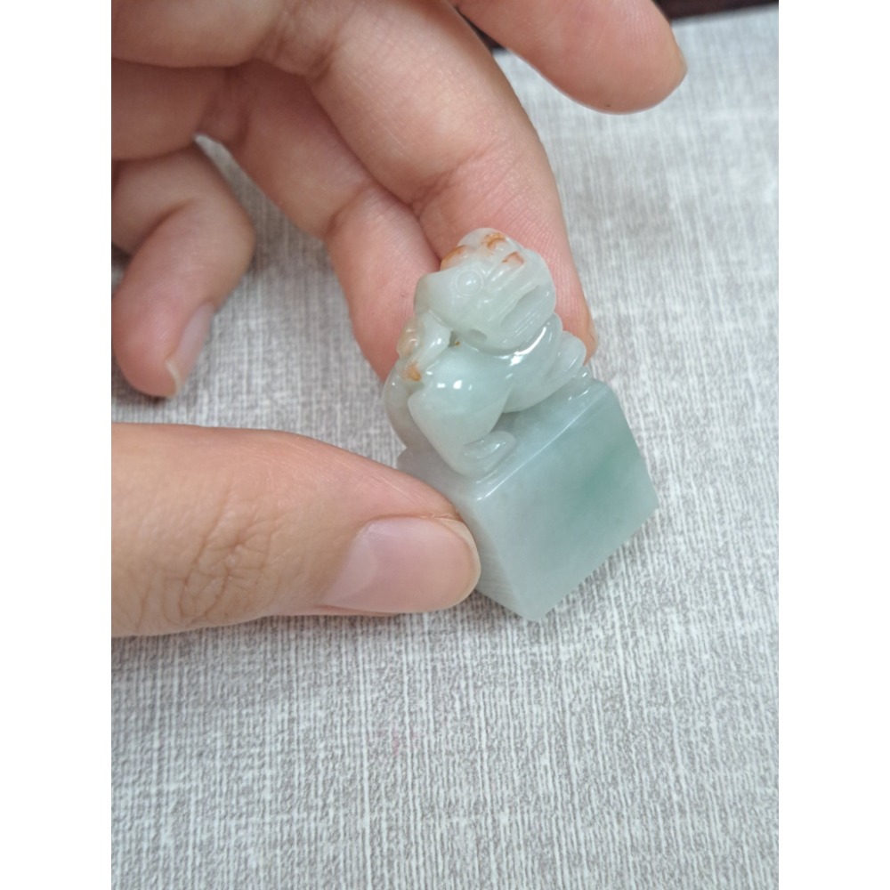 逸品軒～天然緬甸玉A貨-O0388-灑金貔貅小擺件/印章  高33.6mm寬17.9mm厚13.2mm  💰特價200-細節圖2