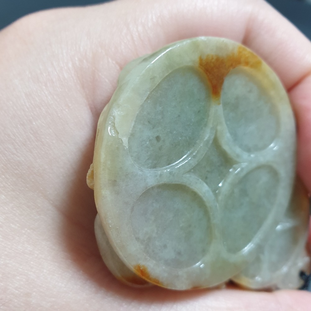 逸品軒～天然緬甸玉A貨-Z5924-黃翡三腳蟾墜子/擺件 長64mm寬45.2mm厚25.7mm 💰特價1500元-細節圖6