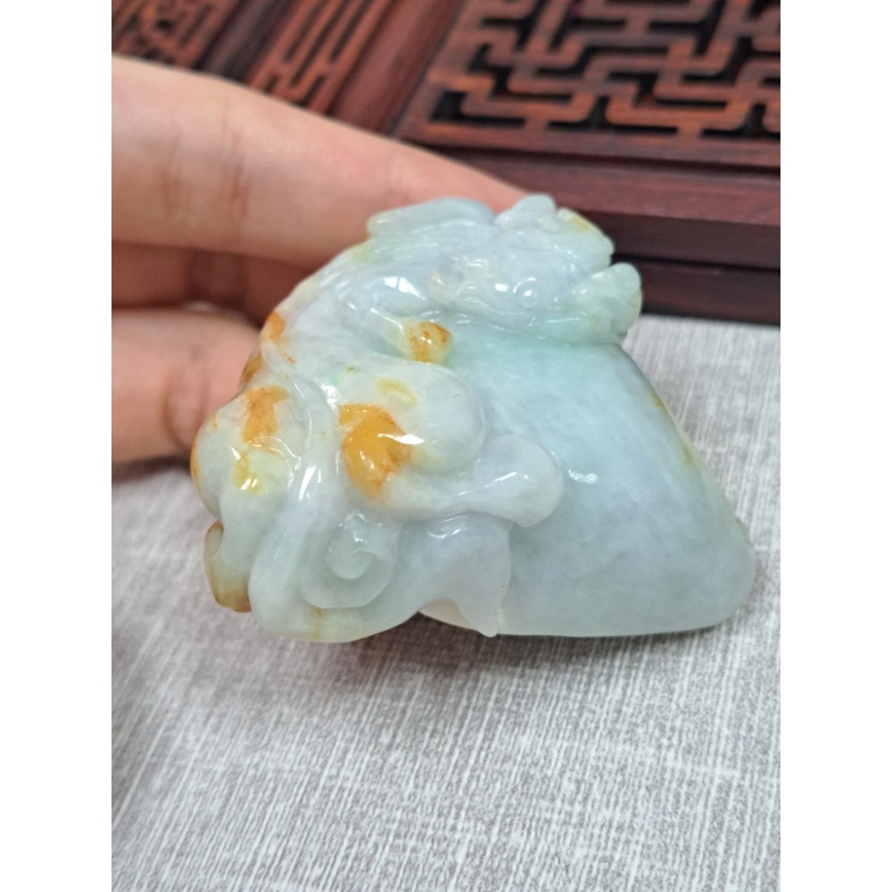 逸品軒～天然緬甸玉A貨-Z5925-螭龍福瓜墜子/擺件 長51.3mm寬54.1mm厚22.9mm 💰特價888元 •-細節圖3