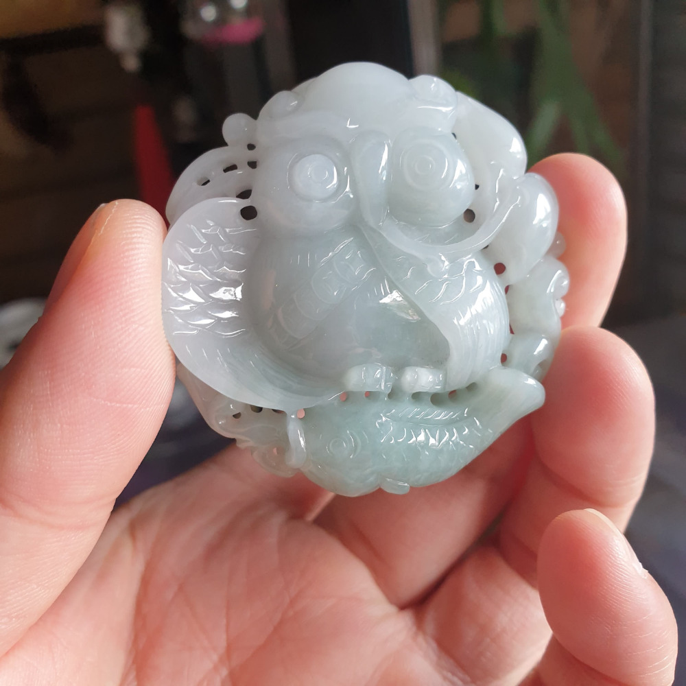 逸品軒~天然緬甸玉A貨-R1933-細糯貓頭鷹墜子 長52mm寬50.2mm厚12.8mm 水頭好，玉質細膩。雕工精細-細節圖7