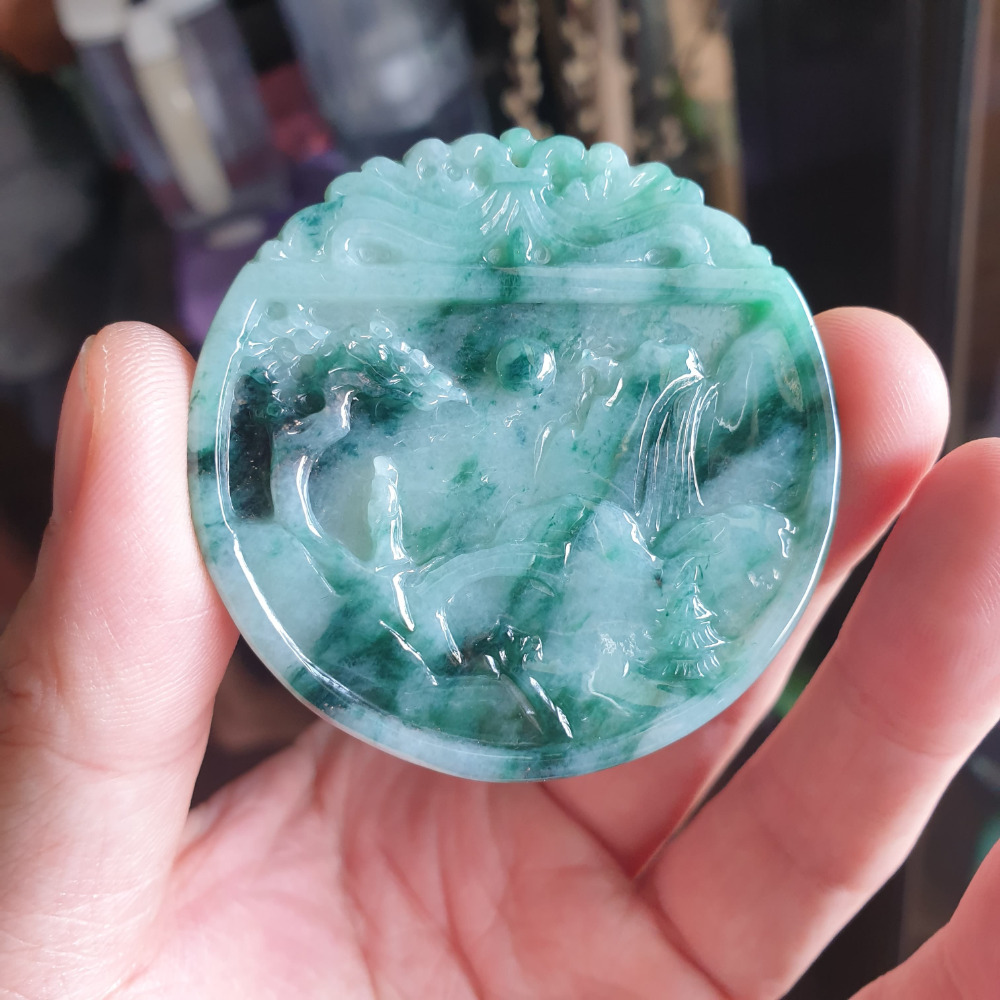 逸品軒~天然緬甸玉A貨-R1934-冰糯花青山水貴人墜子 長53.7mm寬54.4mm厚4.3mm 水頭好，顏色漂亮-細節圖3