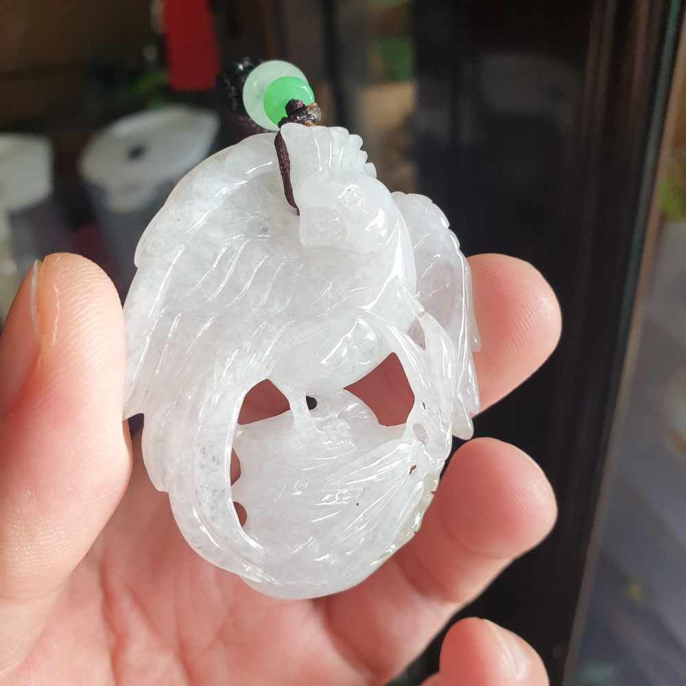 逸品軒~天然緬甸玉A貨-R1937-冰糯鸚鵡墜子 長53.3mm寬45.2mm厚8.8mm 料子好，種水好，栩栩如生。-細節圖2