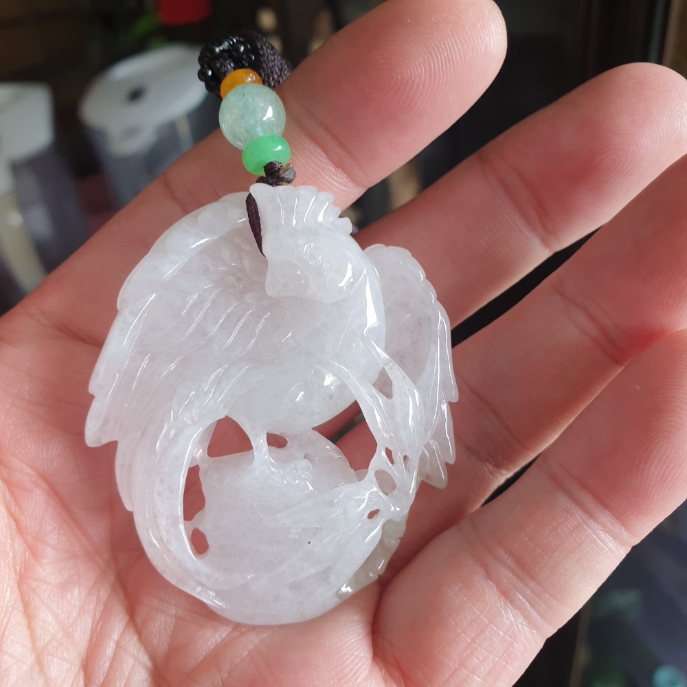 逸品軒~天然緬甸玉A貨-R1937-冰糯鸚鵡墜子 長53.3mm寬45.2mm厚8.8mm 料子好，種水好，栩栩如生。-細節圖4