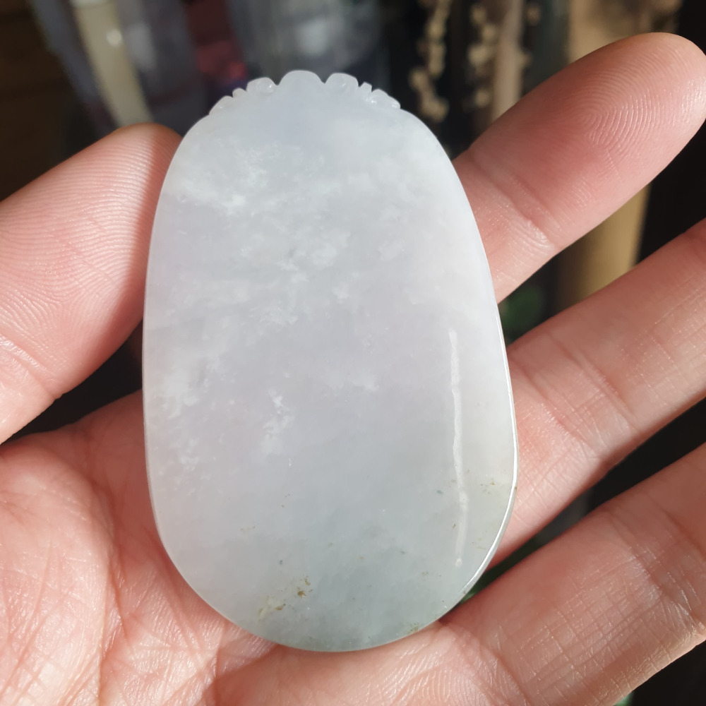 逸品軒~天然緬甸玉A貨-R1940-冰糯貔貅墜子 長64mm寬40.4mm厚11.5mm 造型特別，立體雕工。-細節圖2