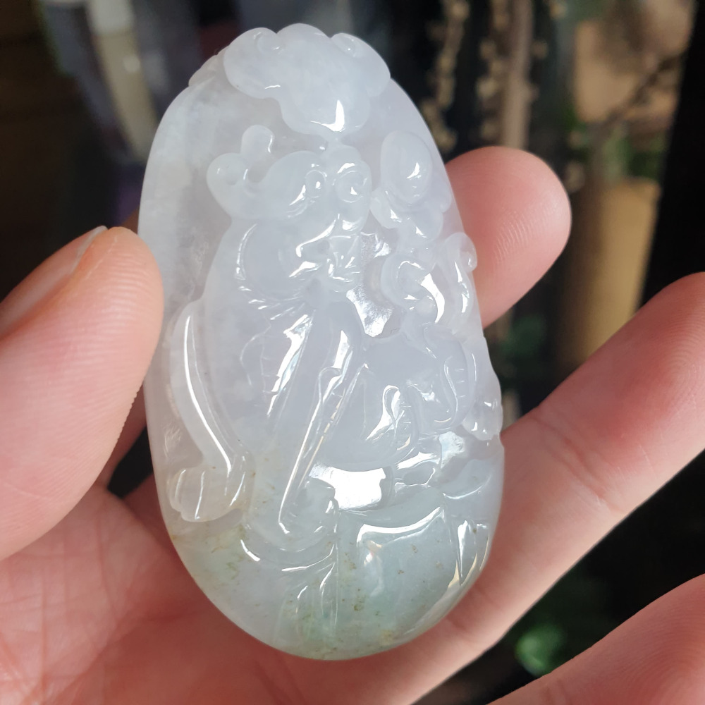 逸品軒~天然緬甸玉A貨-R1940-冰糯貔貅墜子 長64mm寬40.4mm厚11.5mm 造型特別，立體雕工。-細節圖3