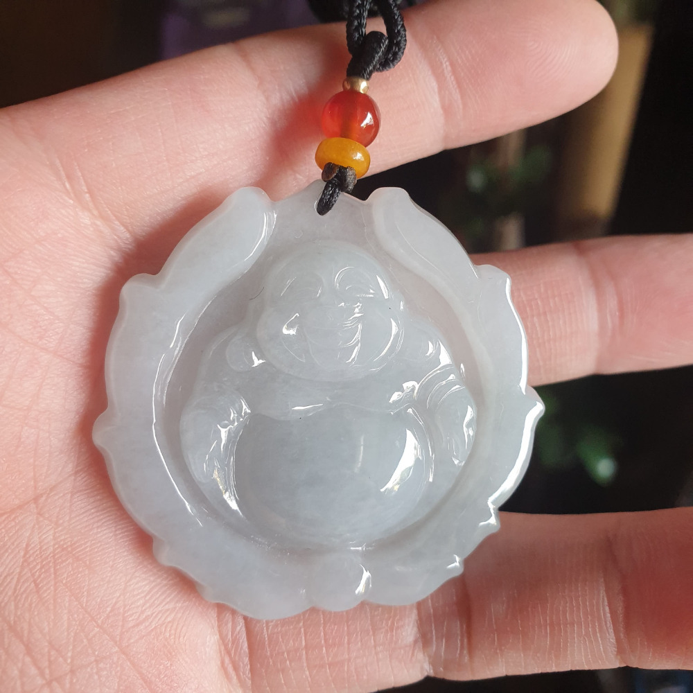 逸品軒~天然緬甸玉A貨-R1941-冰細糯淡藍紫彌勒佛墜子 長45.9mm寬46.3mm厚6.8mm 種水好，雕刻精美-細節圖5