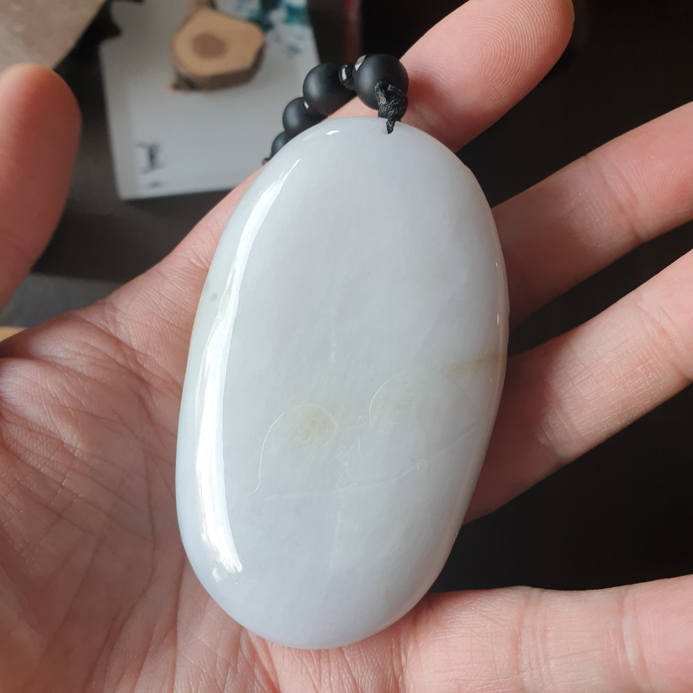 逸品軒~天然緬甸玉A貨-R1949-細糯淡春彩鯉魚手把件(附陸證) 長78.4mm寬48.4mm厚25mm 水頭好-細節圖7